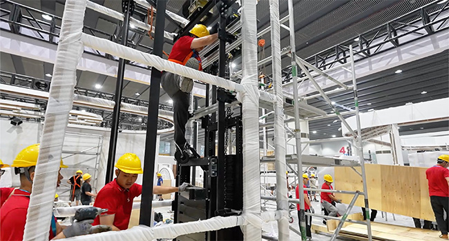 致尚家用电梯布展现场实拍